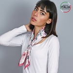 Foulard-en-soie-fleurs-rose-AT-05395
