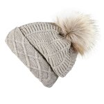 bonnet-revers-et-pompon-tendance-beige--CP-0156