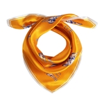 carre-soie-hotesse-orange-AT-06765