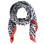 Carre-soie-femme-leopard-noir--AT-06790_F12-1--