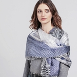 Etole-soie-femme-motif-pied-de-poule-bleu--AT-06783_W12-1--