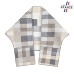 Chale-chaud-avec-poches-quadrillage-gris-beige-fabrication-francaise--AT-04849