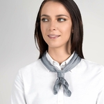 Carre-soie-femme-gris-uni-fabrication-traditionnelle--AT-07100