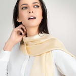 Echarpe-soie-femme-beige-uni-roulotage-main--AT-07110