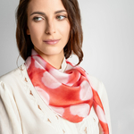 Carre-soie-rouge-finesse-motif-tie-dye-vietnam--AT-07088