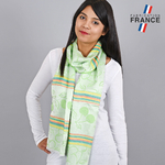 Echarpe-femme-verte-motifs-cerises-fabrication-France--AT-05036_W1_12x12-FR