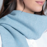 Echarpe-angora-bleue-douce-femme-franges-fabriquee-en-France--AT-05583_W2_12x12---
