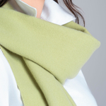 Echarpe-laine-verte-uni-franges-made-in-France--AT-06473_W2_12x12---