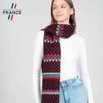 Echarpe-femme-rouge-sombre-motif-damier-fabriquee-en-France--AT-06232_W1_12x12-FR