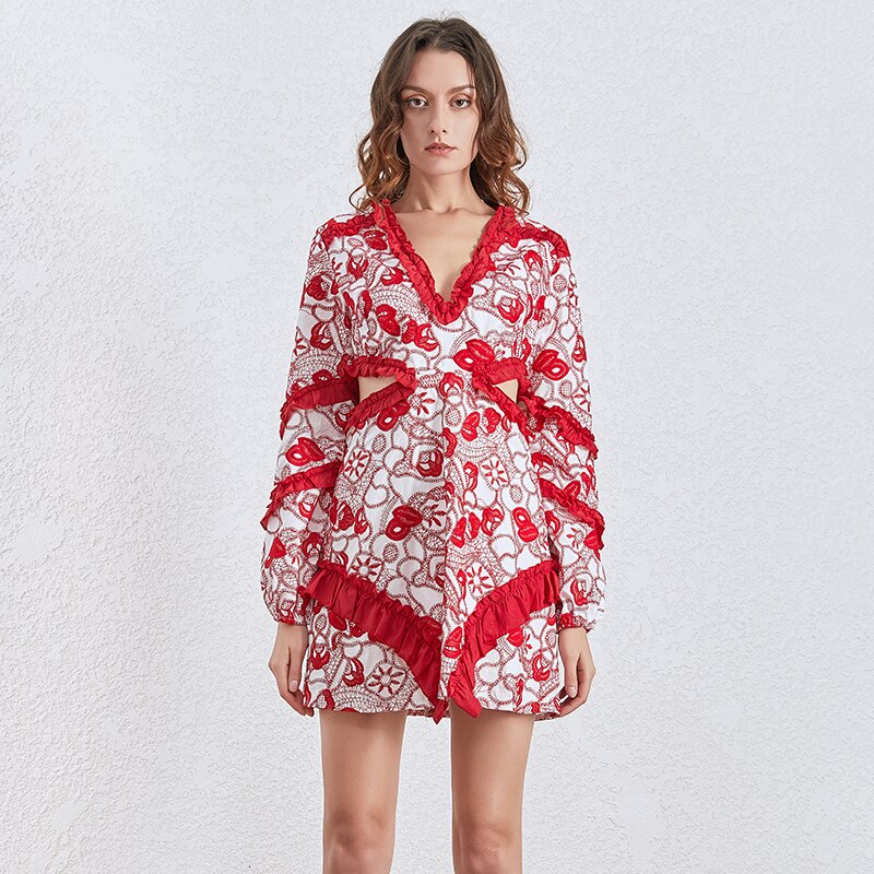 Robe Florale Brodée à Découpes QUINCE