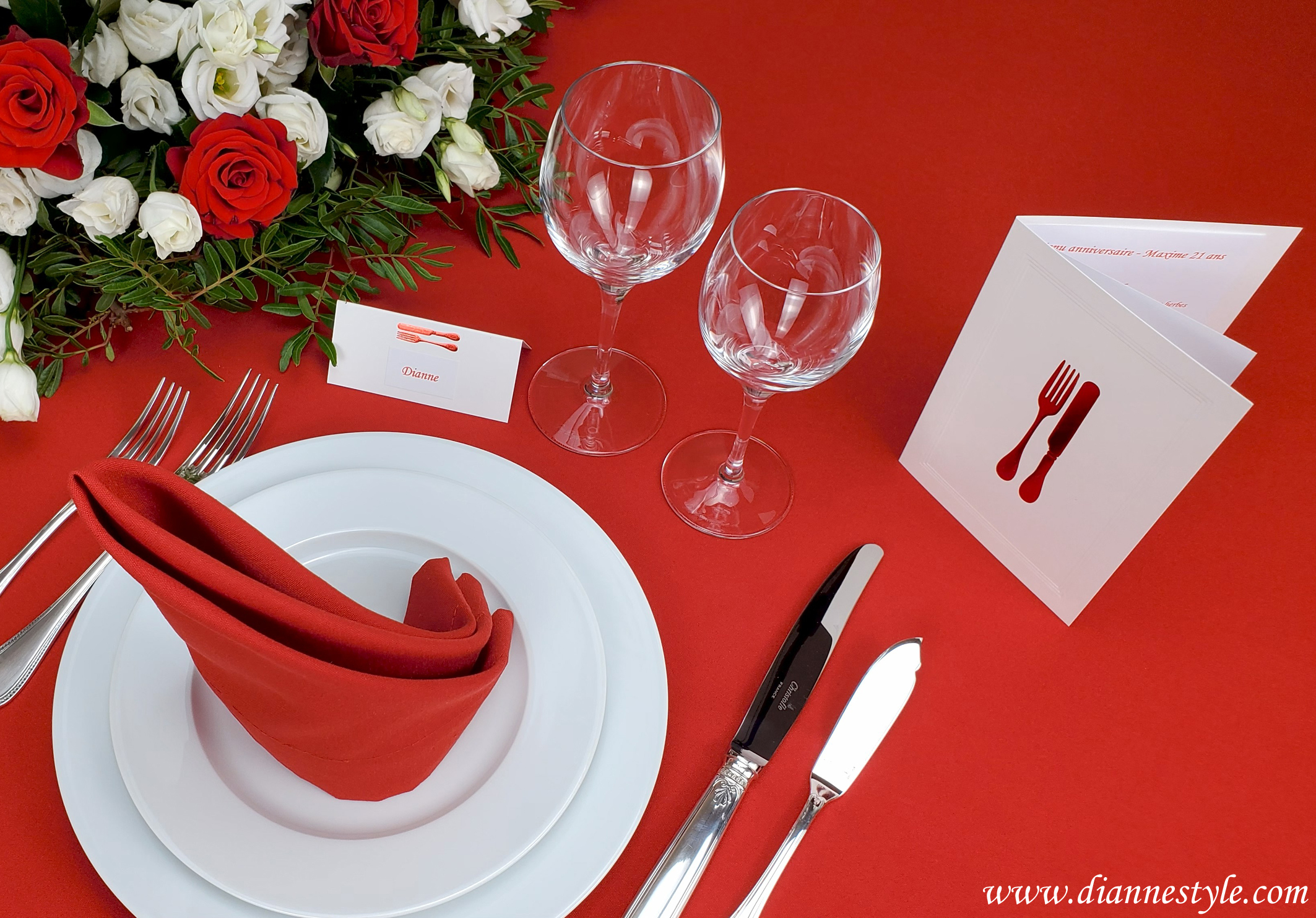 Déco table rouge diapo 040825