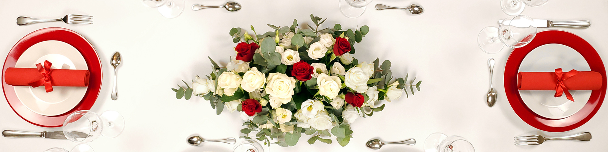 Déco de table en rouge et blanc