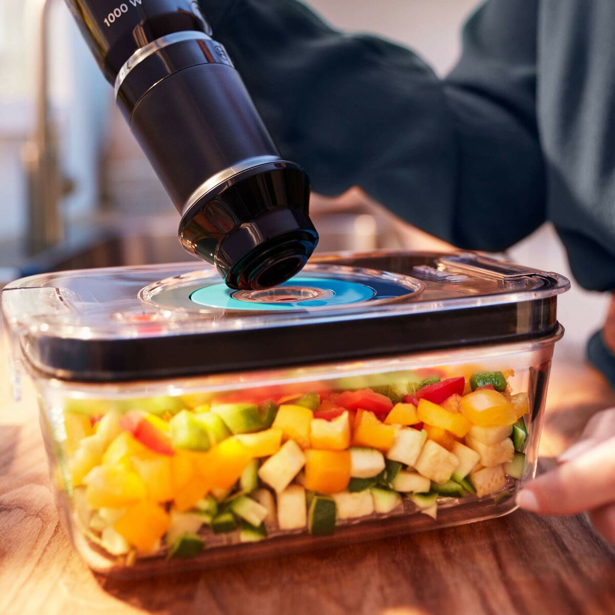 4242005248704_R40