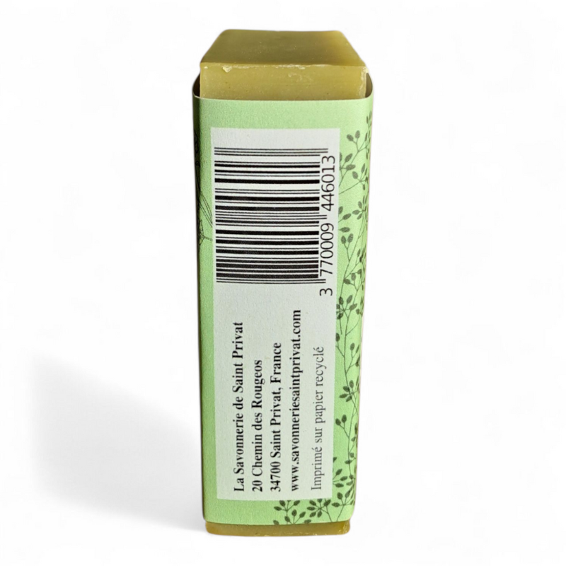 Côté de l’emballage du Savon du Larzac avec code-barres et coordonnées de La Savonnerie de Saint-Privat