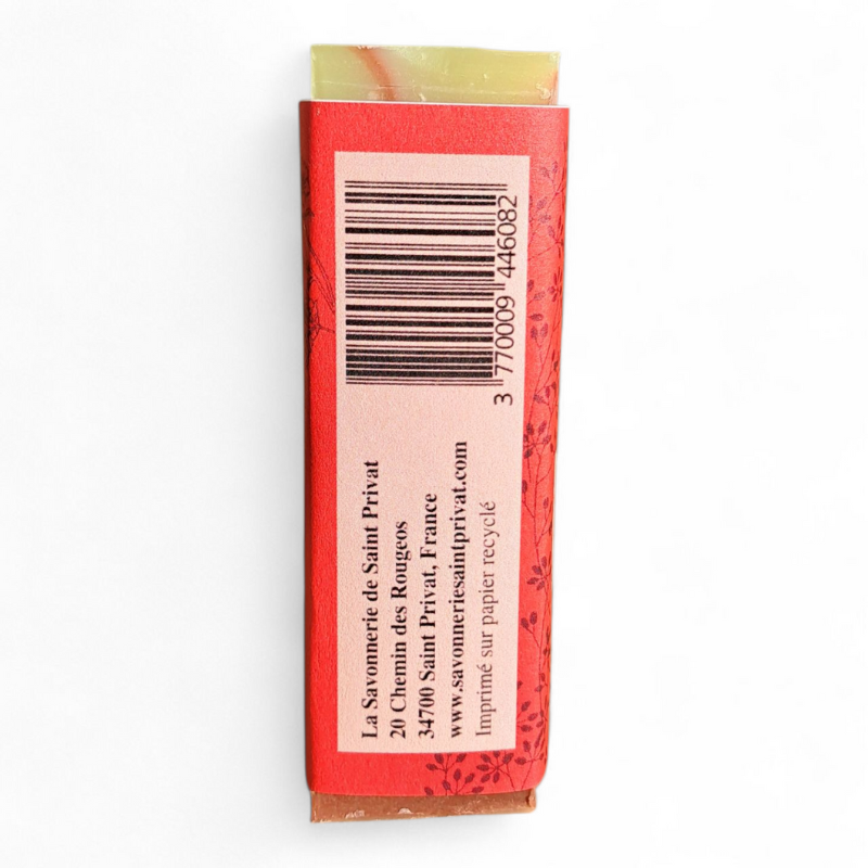 Côté de l’emballage du Savon Grenade et Beurre de Mangue avec code-barres et coordonnées de La Savonnerie de Saint-Privat.