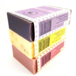 Lot de 3 savons artisanaux naturels surgras Bio au parfum fleuri - la Savonnerie de Saint Privat