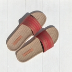 Les Mauricettes rouges , claquettes femme plage et voyage ultra légères