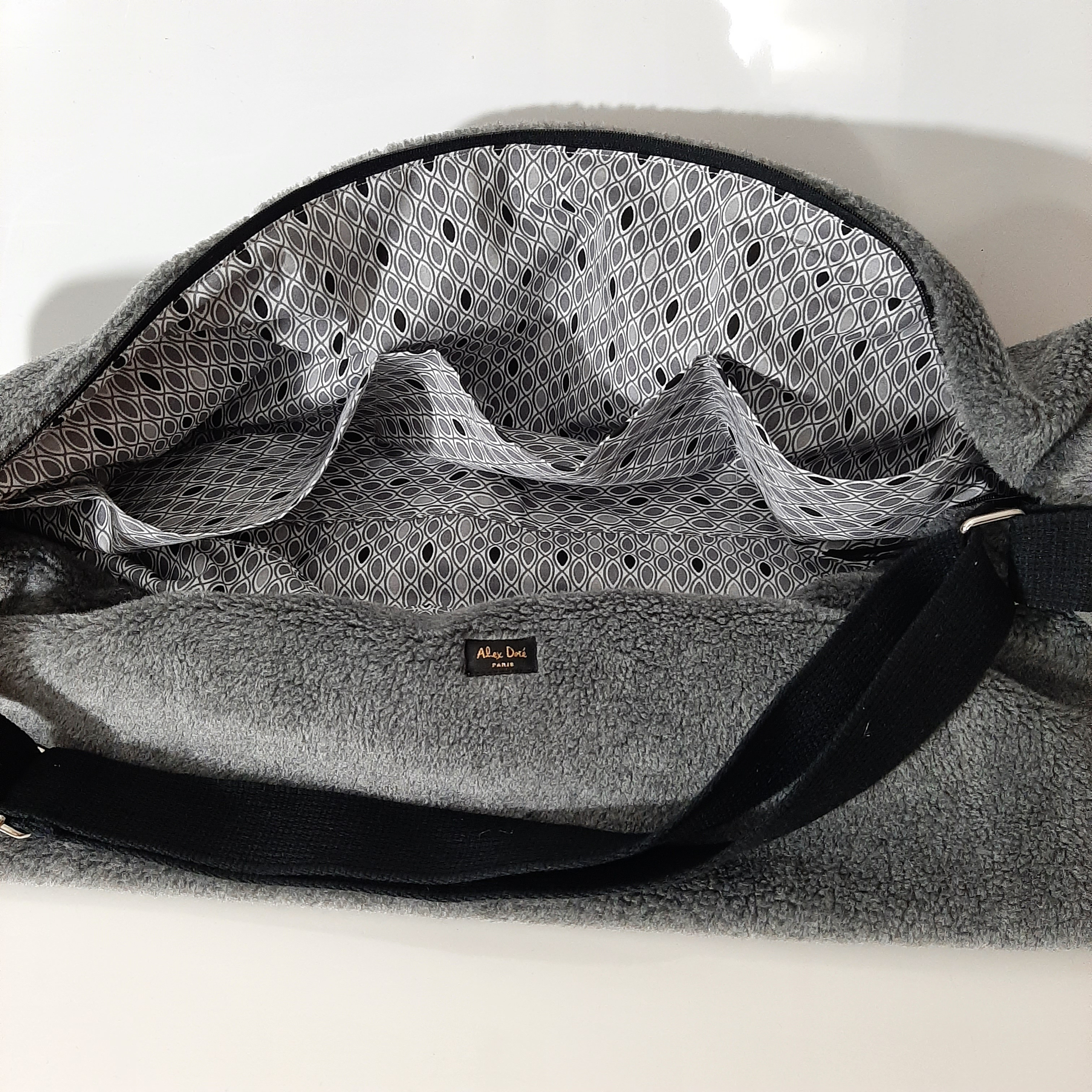 sac yoga Alex Doré gris interieur