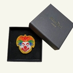 Broche brodée aimant Clown multicolre Alex Doré Paris_jpg 1