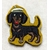 Broche Brodée aimant Alex Doré Paris teckel beret or fond jaune GM
