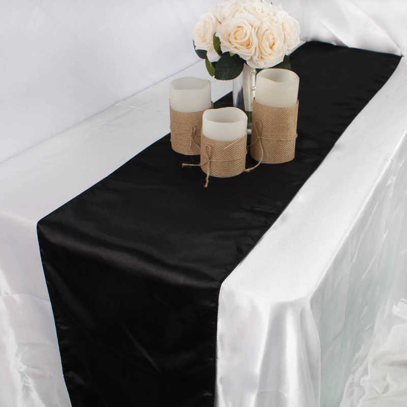chemin-de-table-satin-noir-mariage-bapteme