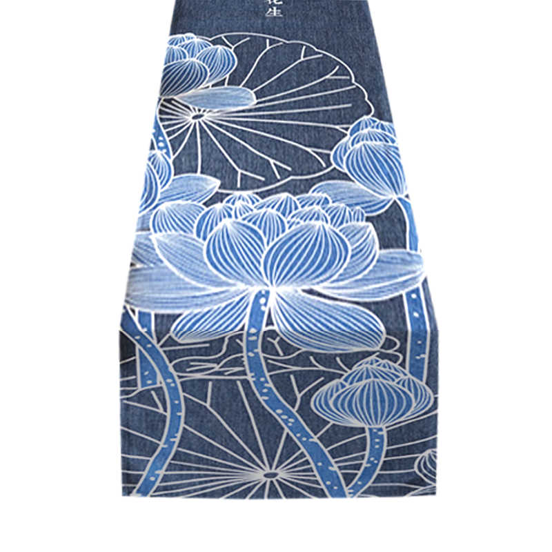 Chemin de table japonais lotus bleu