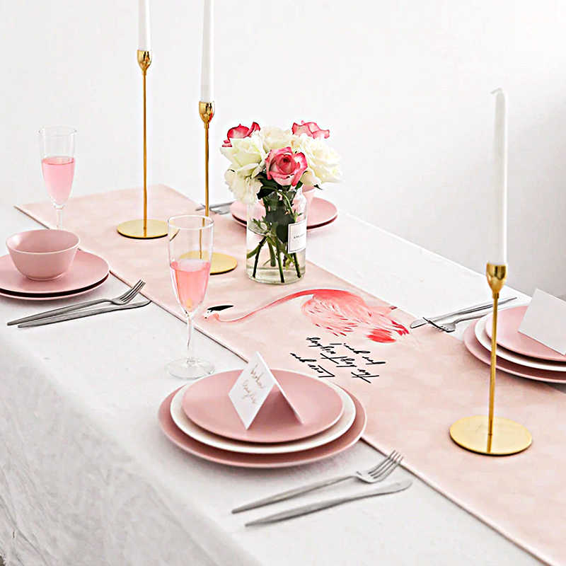 Chemin De Table Flamant Rose Anniversaire Runner Collection