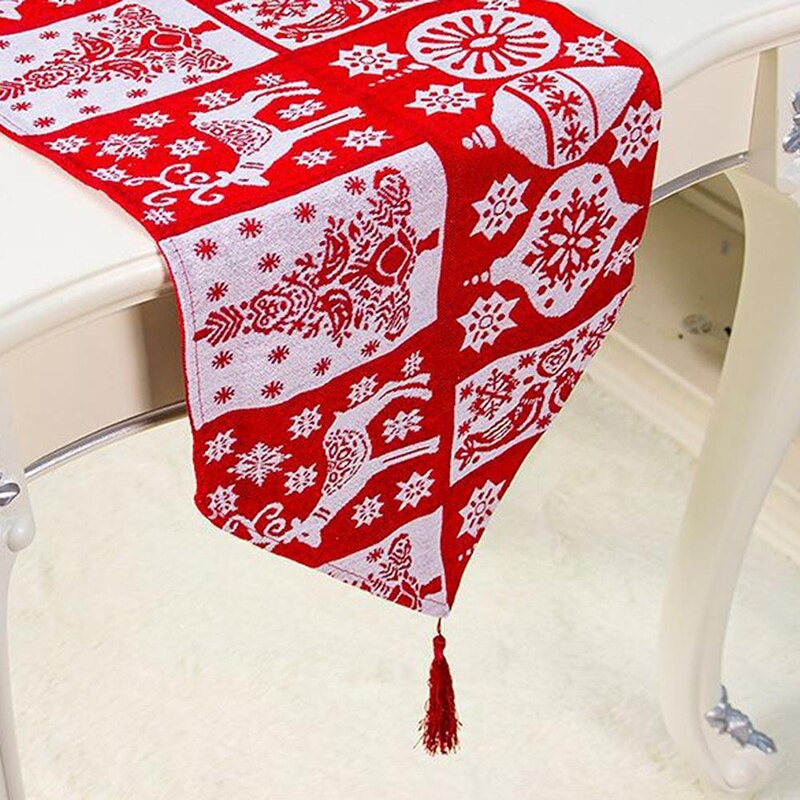 chemin-de-table-noel-rouge-et-blanc-motifs