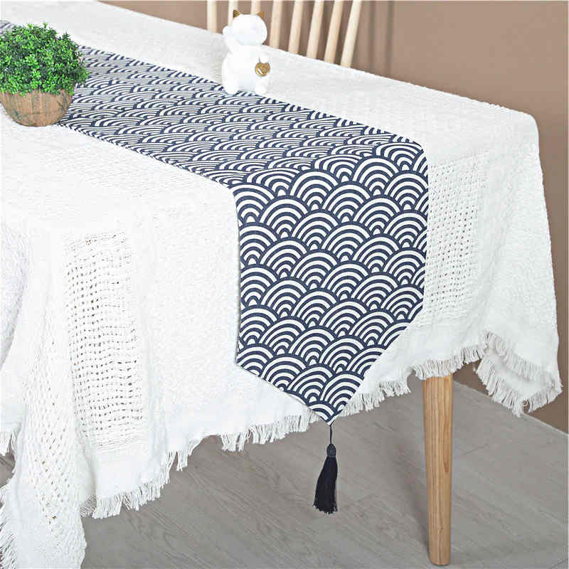 chemin-de-table-style-japonais-bleu