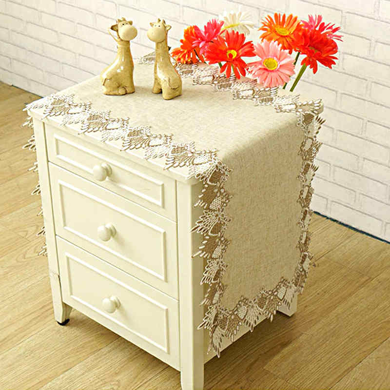 chemin-de-table-lin-dentelle-beige