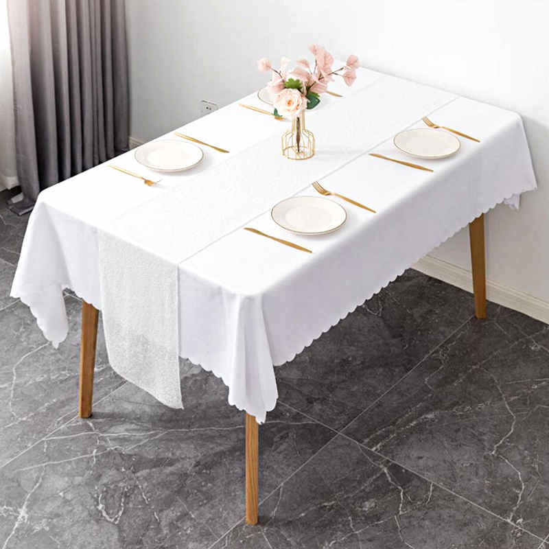 chemin-de-table-en-sequin-blanc