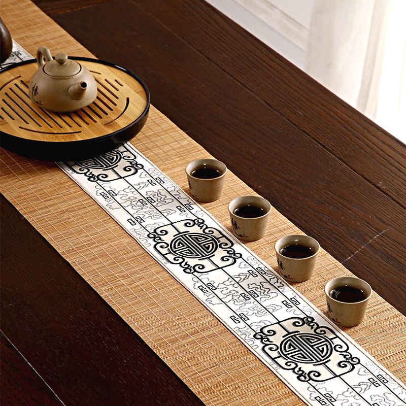 chemin-de-table-en-bambou-japonais