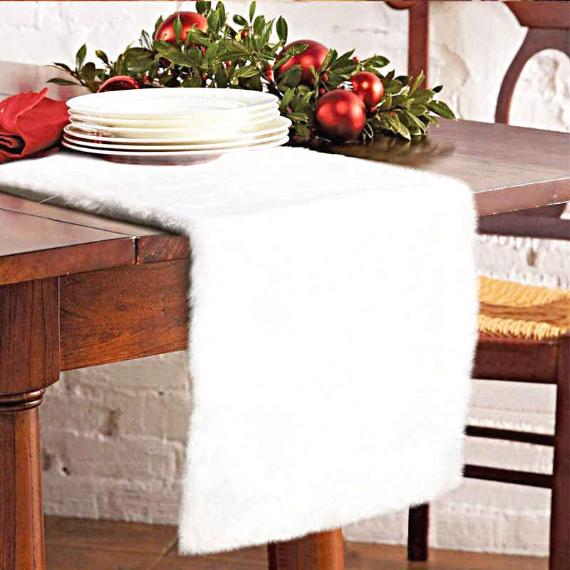 chemin-de-table-fausse-fourrure-noel