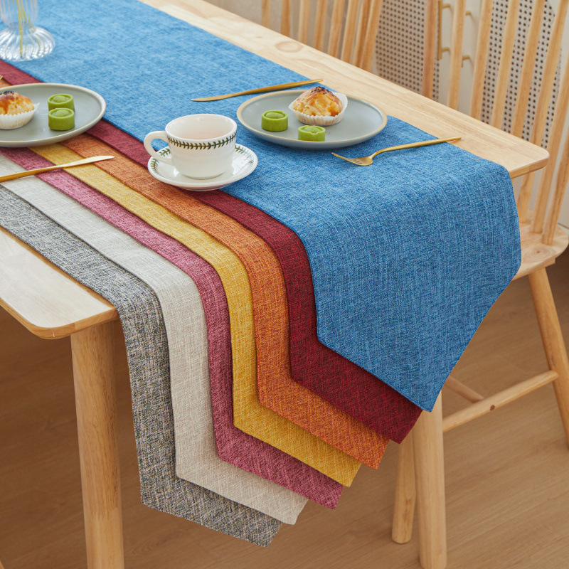 LINEORA</br>Chemin de Table en Lin Uni
