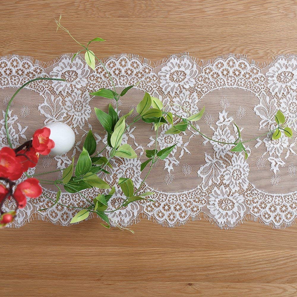 chemin-de-table-mariage-dentelle-blanc
