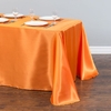 nappe-de-table-en-satin-orange-mariage