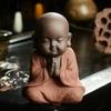 statuette-bouddha-assis-priere