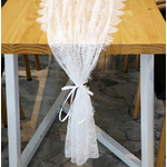 chemin-de-table-mariage-dentelle-blanche