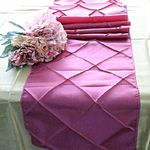 chemin-de-table-bapteme-princesse-satin-matelasse