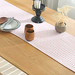 chemin-de-table-vichy-rose-motifs
