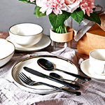 couverts-de-table-noir-brillant-inox