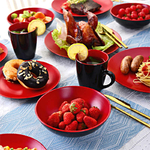 service-de-table-rouge-et-noir-vaisselle