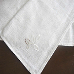 serviettes-de-table-en-lin-brodees-individuelles
