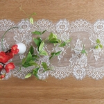 chemin-de-table-mariage-dentelle-blanc
