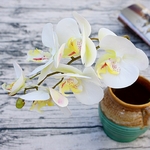 orchidee-artificielle-pour-decoration-pot