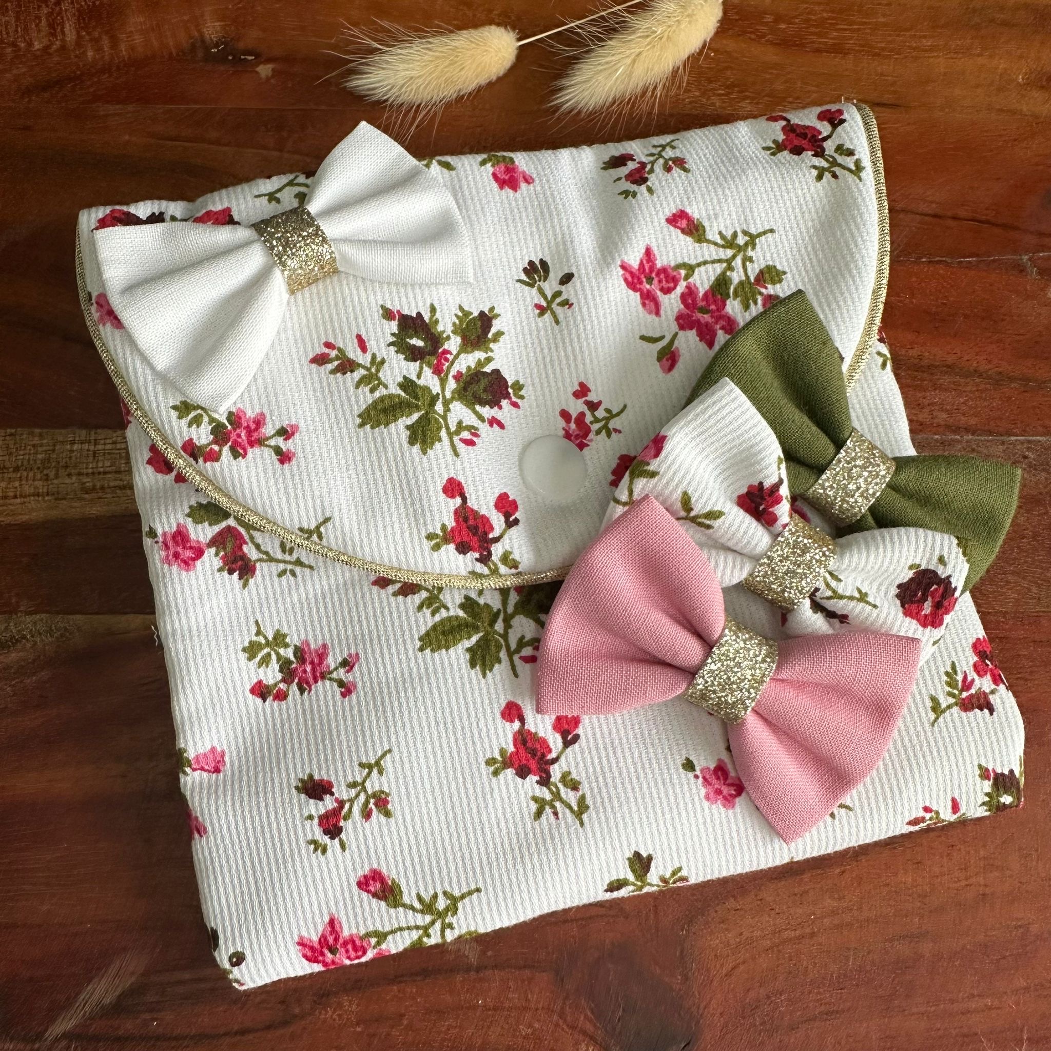 Coffret pochette barrettes piqué coton fleur et 3 barrettes