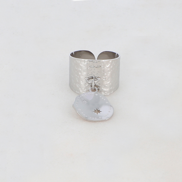 Bague Or martelé & Pierre de Lune | Zosha Collection