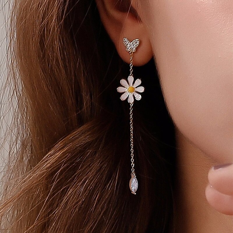 boucles-d-oreilles-pendantes fleur papillon