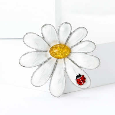 broche fleur coccinelle